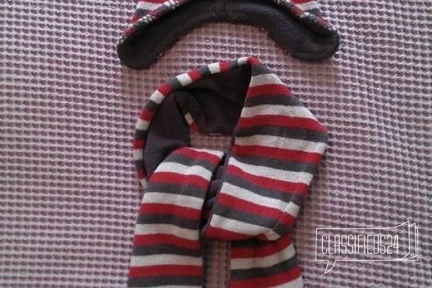 Шапка и шарф в комлекте в городе Москва, фото 1, стоимость: 600 руб.