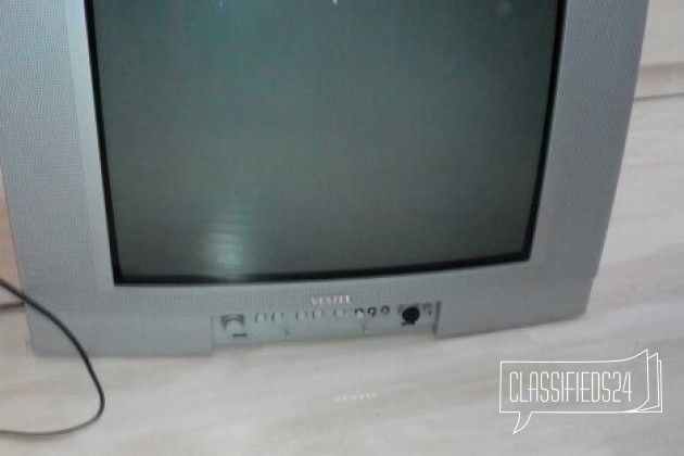 Телевизор vestel 54см диагональ в городе Новосибирск, фото 1, стоимость: 1 800 руб.