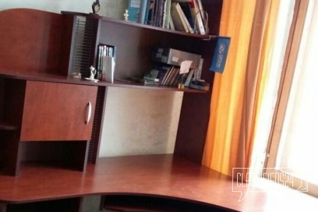 Угловой компьютерный стол в городе Санкт-Петербург, фото 1, телефон продавца: |a:|n:|e: