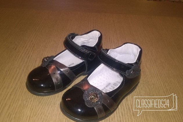Новые лак туфельки, 20 размер в городе Санкт-Петербург, фото 1, Обувь для девочек