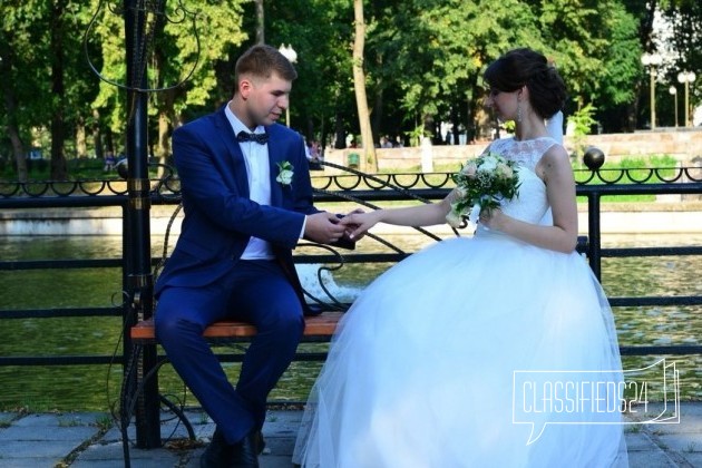 Пышное свадебное платье(торг уместен) в городе Смоленск, фото 2, телефон продавца: +7 (962) 190-68-30