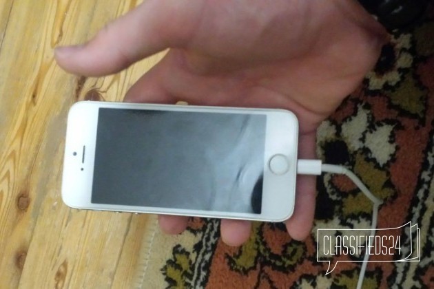 Айфон 5s 32 гиг gold в городе Хасавюрт, фото 2, телефон продавца: +7 (928) 986-81-83