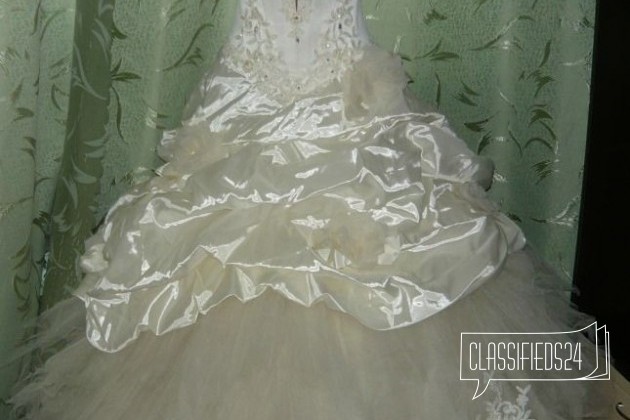 Продам новое платье р.44 из салона в городе Нижний Новгород, фото 1, стоимость: 3 900 руб.