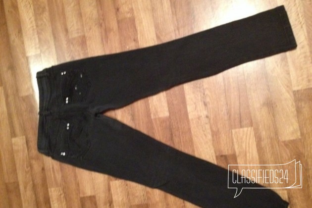 Черные джинсы Incity 28р в городе Челябинск, фото 3, стоимость: 300 руб.