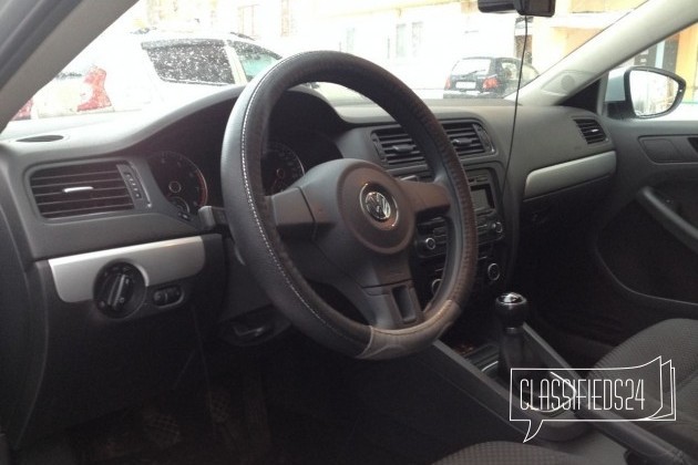 Volkswagen Jetta, 2011 в городе Ижевск, фото 3, телефон продавца: +7 (912) 857-10-30