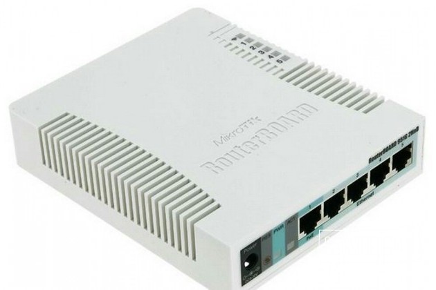 MikroTik RB951G-2HnD в городе Ростов-на-Дону, фото 1, Сетевое оборудование