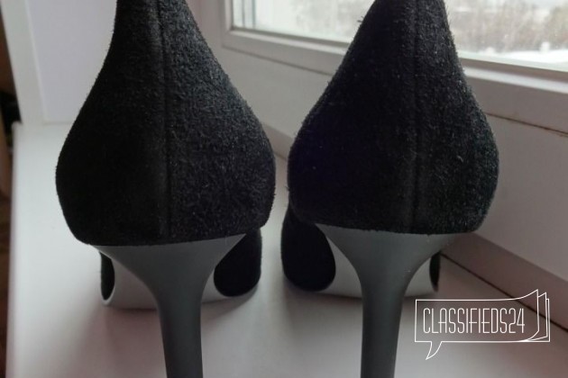 Туфли замшевые черные на шпильке новые 36 размер в городе Москва, фото 2, стоимость: 1 990 руб.