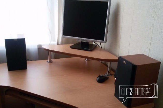 Стол компьютерный в городе Омск, фото 2, Компьютерные столы и кресла