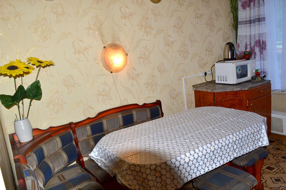 Сдается койко-место в просторной трехкомнатной квартире на длительный срок.  в городе Москва, фото 2, Койко-места