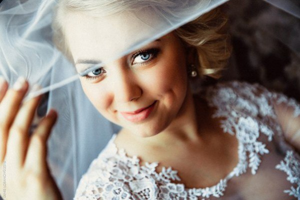Свадебное платье в отличном состоянии в городе Архангельск, фото 2, стоимость: 10 000 руб.