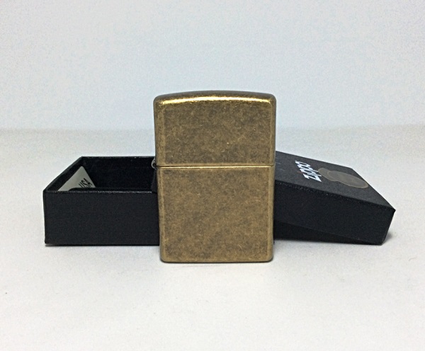 Зажигалка Zippo 201FB Antique Finish Brass в городе Москва, фото 3, стоимость: 2 300 руб.