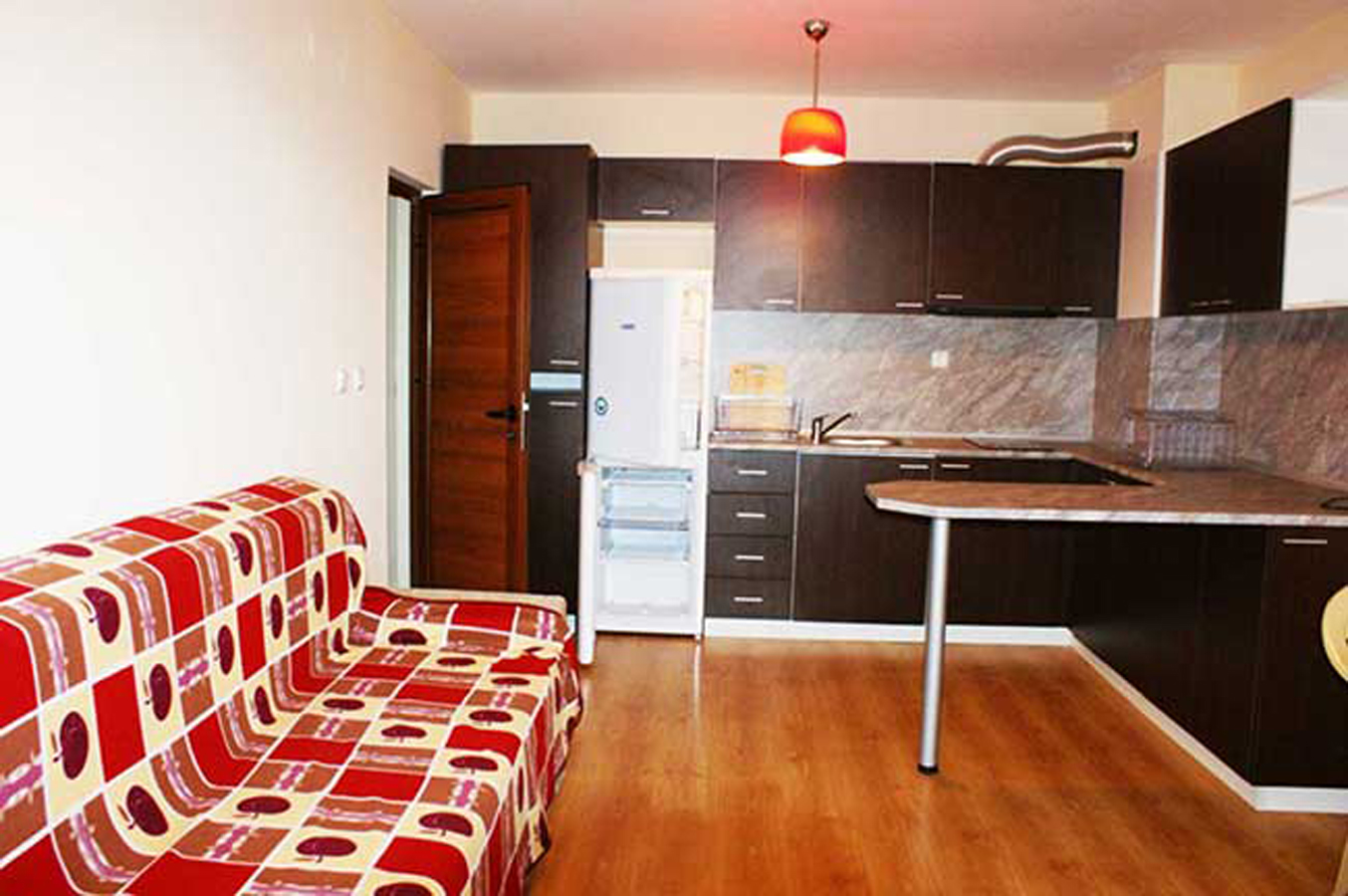 Продаётся квартира с 1 спальней,с мебелью и техникой, в Болгарии, на Солнечном берегу, в к-се Амадеус 5 -лучшая цена в городе Москва, фото 5, стоимость: 900 000 руб.