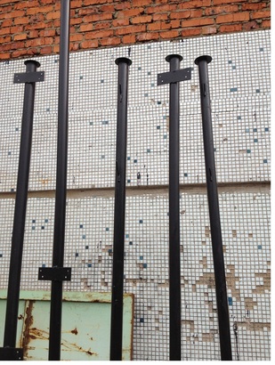 Столбы металлические в г. Ермолино в городе Ермолино, фото 1, Калужская область