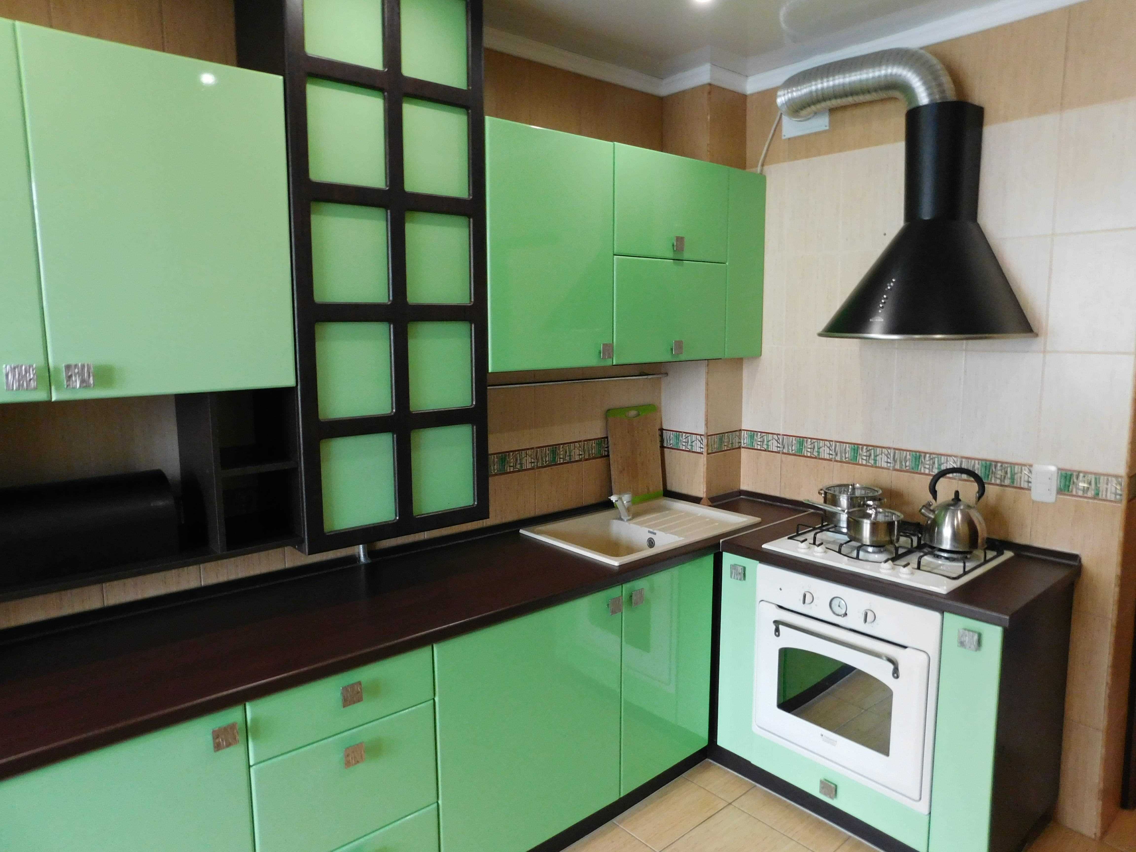 Классная квартира в элитном районе в городе Астрахань, фото 1, стоимость: 1 400 руб.