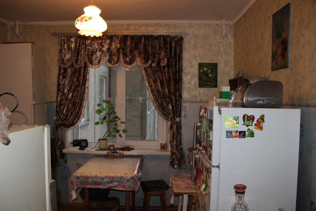Продам 4-комнатную квартиру в городе Челябинск, фото 4, телефон продавца: +7 (982) 312-68-78
