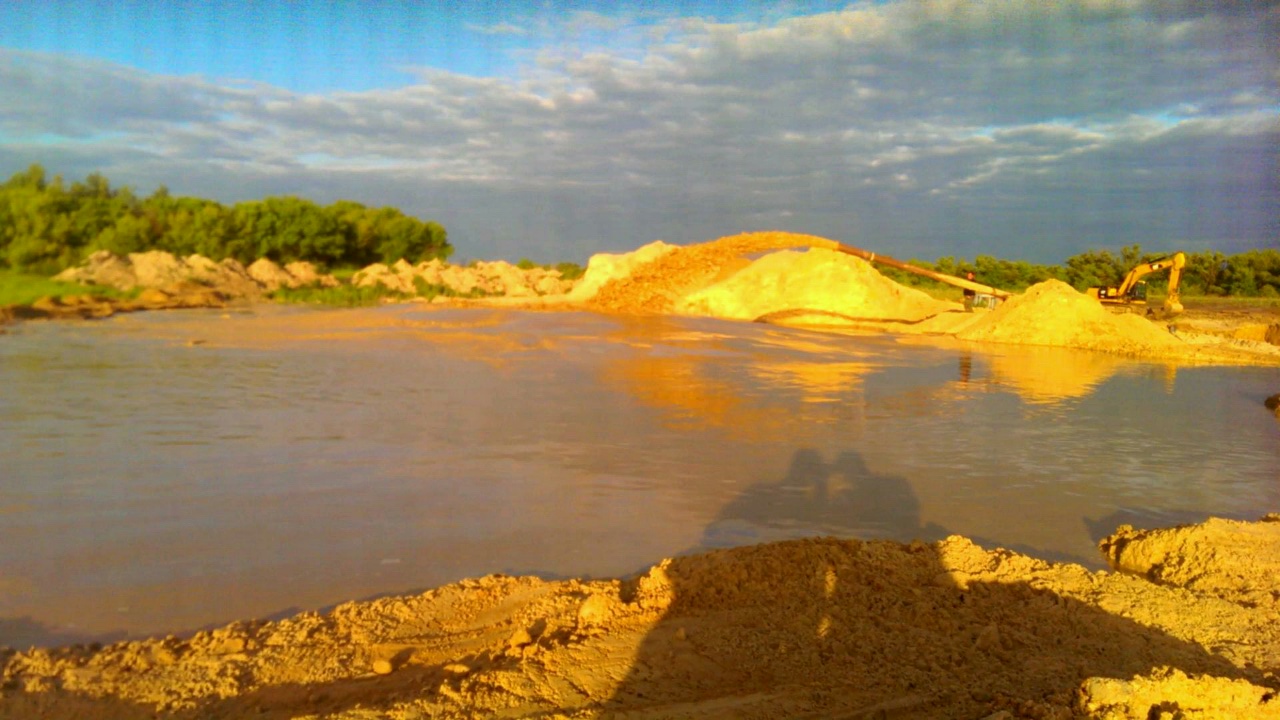Песчаный карьер в городе Солнцево, фото 4, Курская область