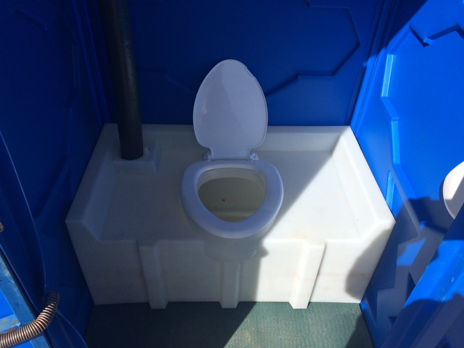 Туалетные кабины, биотуалеты б/у в хорошем состоянии. в городе Москва, фото 3, стоимость: 7 000 руб.