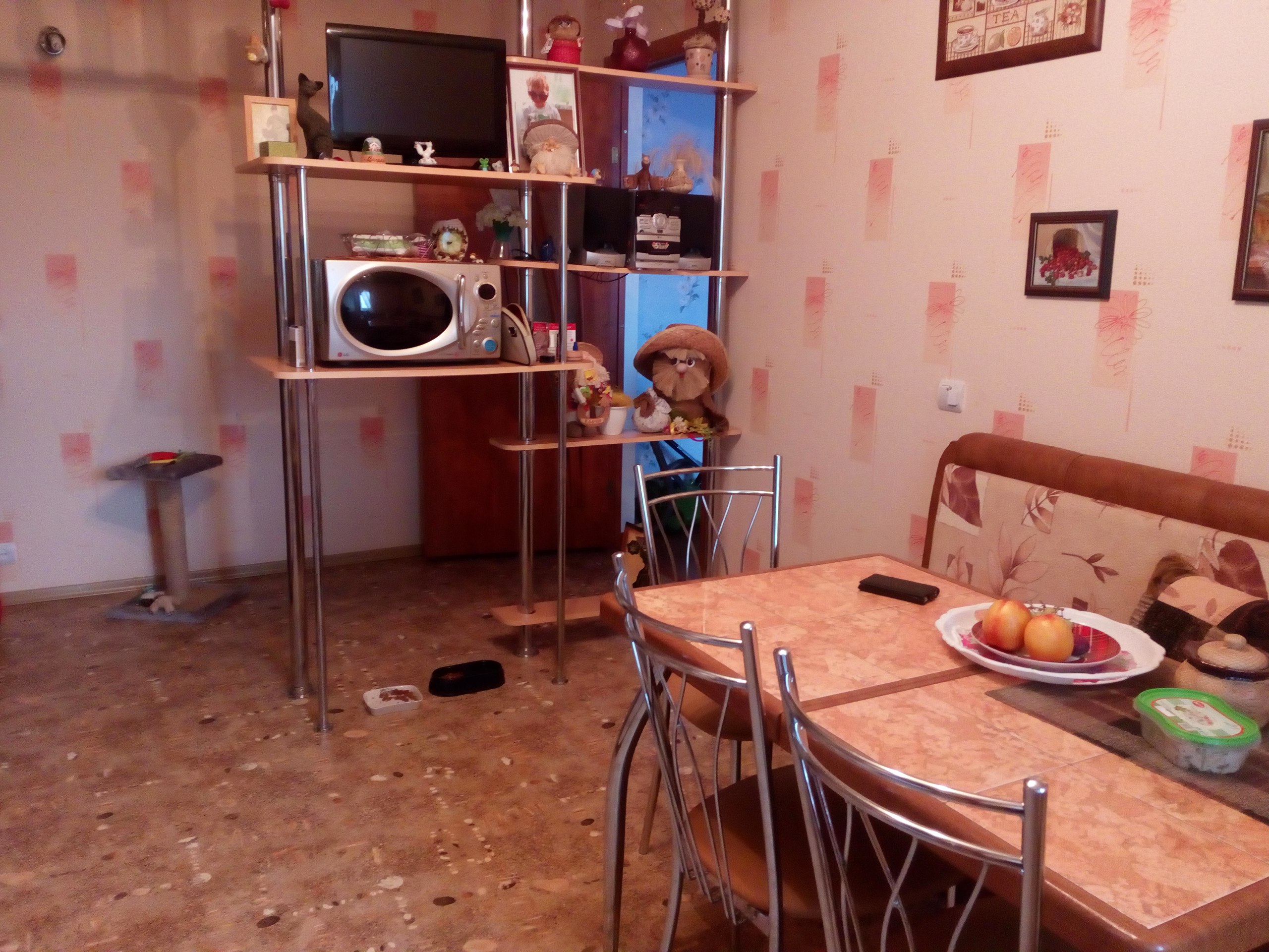 Продам 2 комн.квартиру в Волхове с ремонтом в городе Волхов, фото 4, Ленинградская область