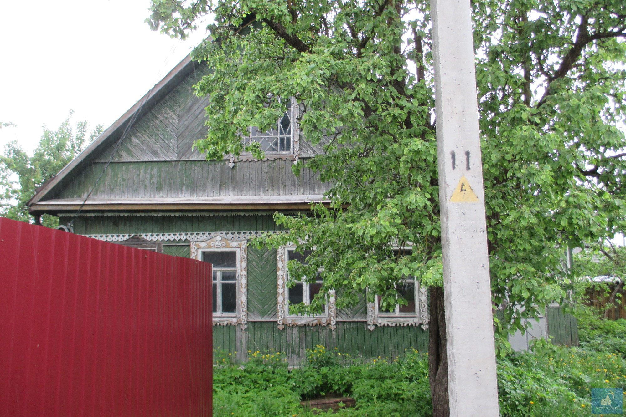 Большой дом в пригороде в городе Сланцы, фото 1, Ленинградская область