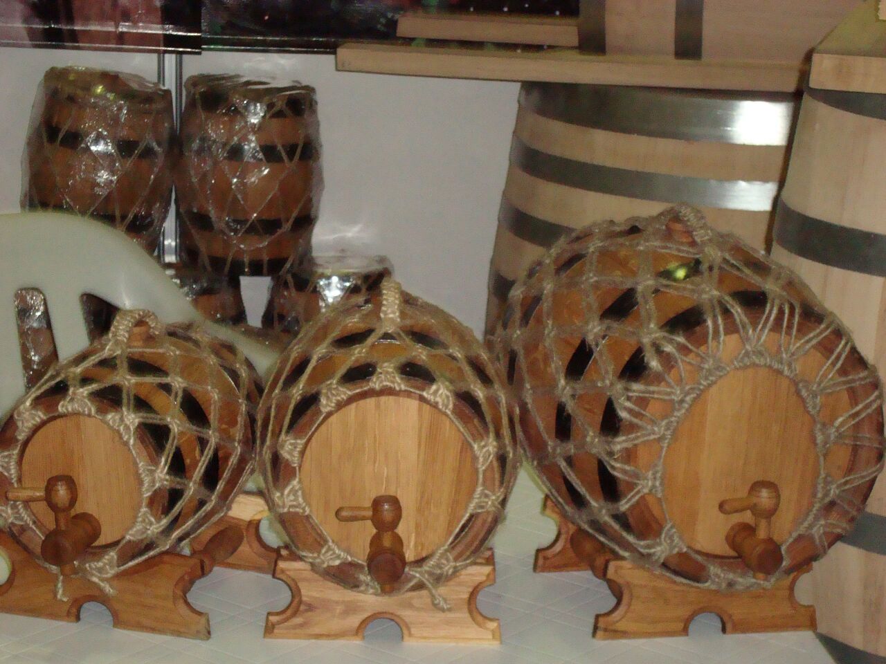Деревянные бочки для спиртного и соления в городе Москва, фото 3, стоимость: 2 300 руб.
