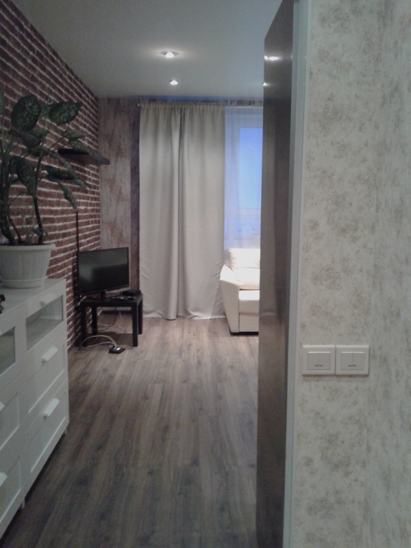 Сдам 1-комнатную квартиру. в городе Тюмень, фото 1, стоимость: 10 000 руб.