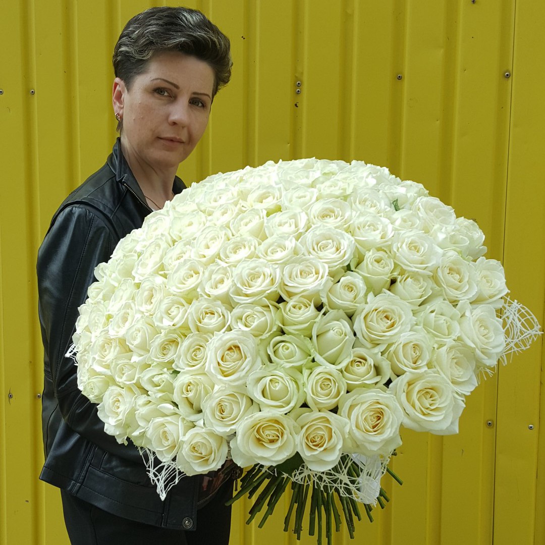 Доставка цветов в Липецке в городе Липецк, фото 2, телефон продавца: +7 (920) 502-22-66