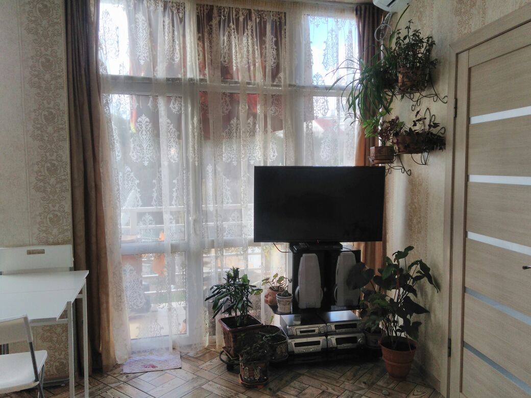 Продается 1-я квартира 36 кв.м  c евроремонтом  в новостройке и мебелью ул коммунальников 2 Лазаревское, г. Сочи в городе Сочи, фото 3, стоимость: 3 200 000 руб.