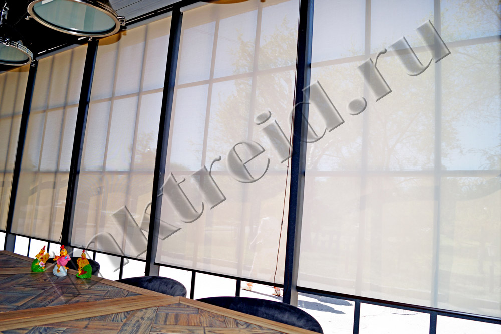 Рулонные шторы на коричневые рамы в городе Волгоград, фото 2, телефон продавца: +7 (927) 510-69-72