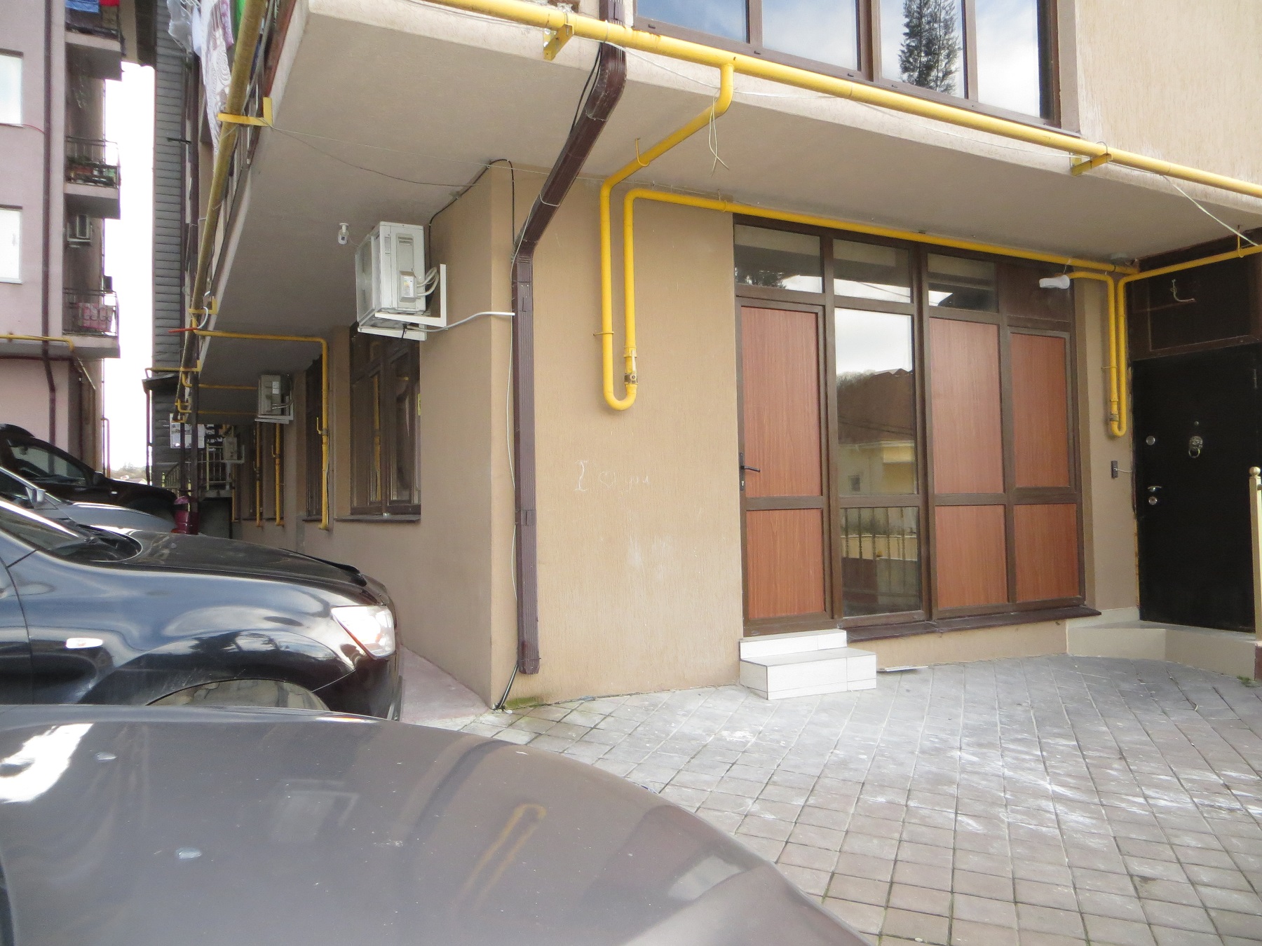 Квартира с отличным ремонтом и отдельным входом. Статус - квартира в городе Сочи, фото 10, телефон продавца: +7 (989) 754-36-80
