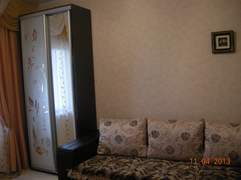 Сдается 2-х комнатная квартира с видом на море в Мисхоре  в городе Гаспра, фото 7, стоимость: 2 900 руб.