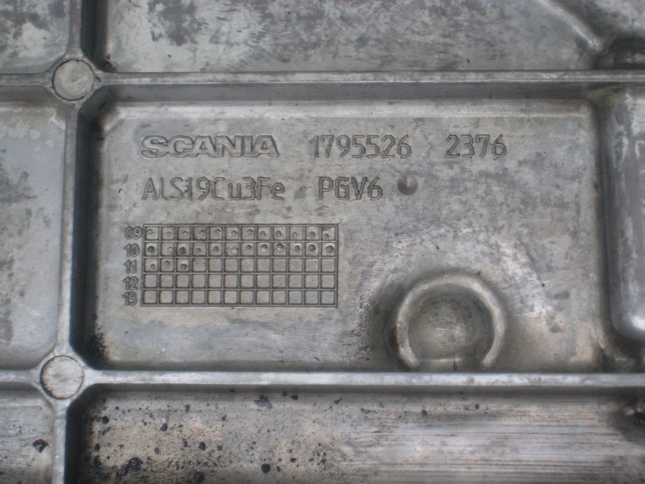 Крышка масляного радиатора scania 1795526 скания в городе Москва, фото 2, телефон продавца: +7 (896) 887-77-73