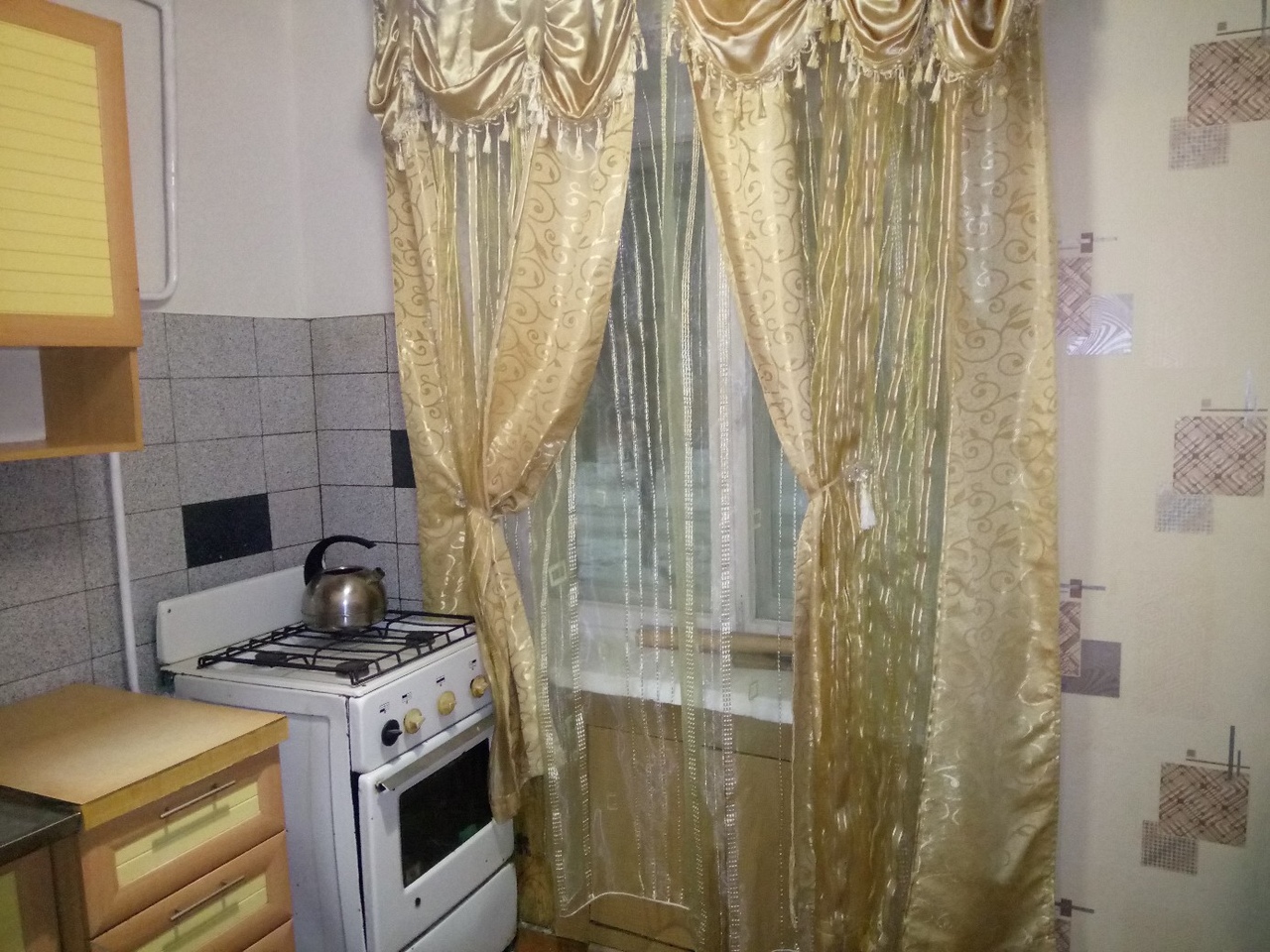 Продам двухкомнатную квартиру на первом этаже пятиэтажного дома в центре города в городе Аша, фото 5, стоимость: 1 350 000 руб.