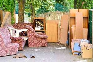 вывоз мебели , хлама т 464221 в городе Саратов, фото 1, Саратовская область