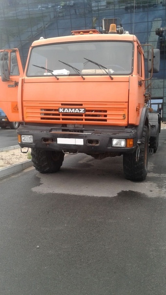 Седельный тягач с кму 9 тонн в городе Сургут, фото 2, телефон продавца: +7 (909) 497-43-61