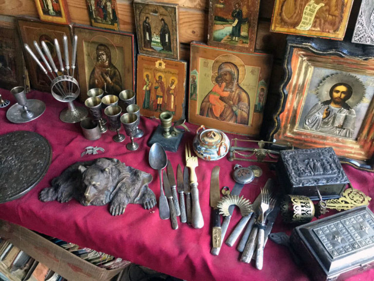 Куплю старинные иконы дорого и др. антиквариат в городе Котлас, фото 1, стоимость: 150 000 руб.