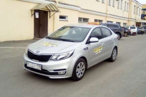 Водитель такси на своём автомобиле в городе Санкт-Петербург, фото 1, телефон продавца: +7 (950) 226-00-71
