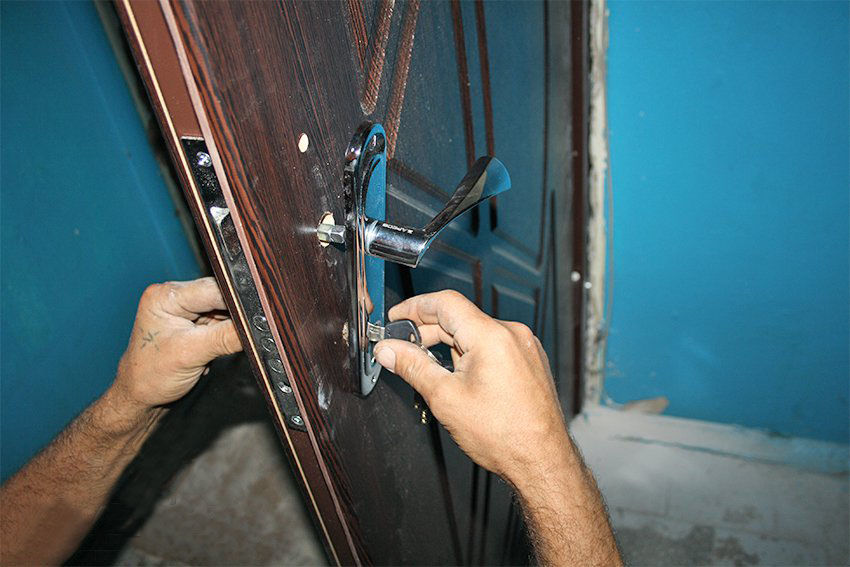 Ремонт стальных дверей в мытищи королёве пушкино щёлково балашихе в городе Мытищи, фото 1, телефон продавца: +7 (985) 269-30-19