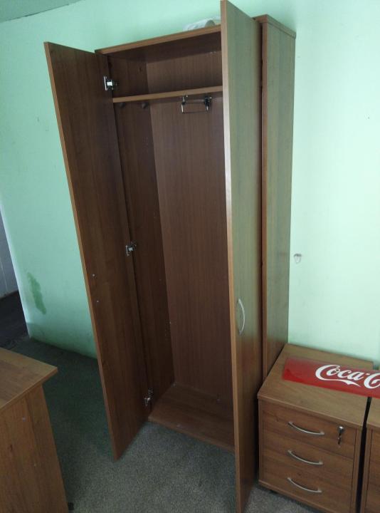 Продается шкаф для вещей в отличном состоянии в городе Москва, фото 1, стоимость: 1 800 руб.