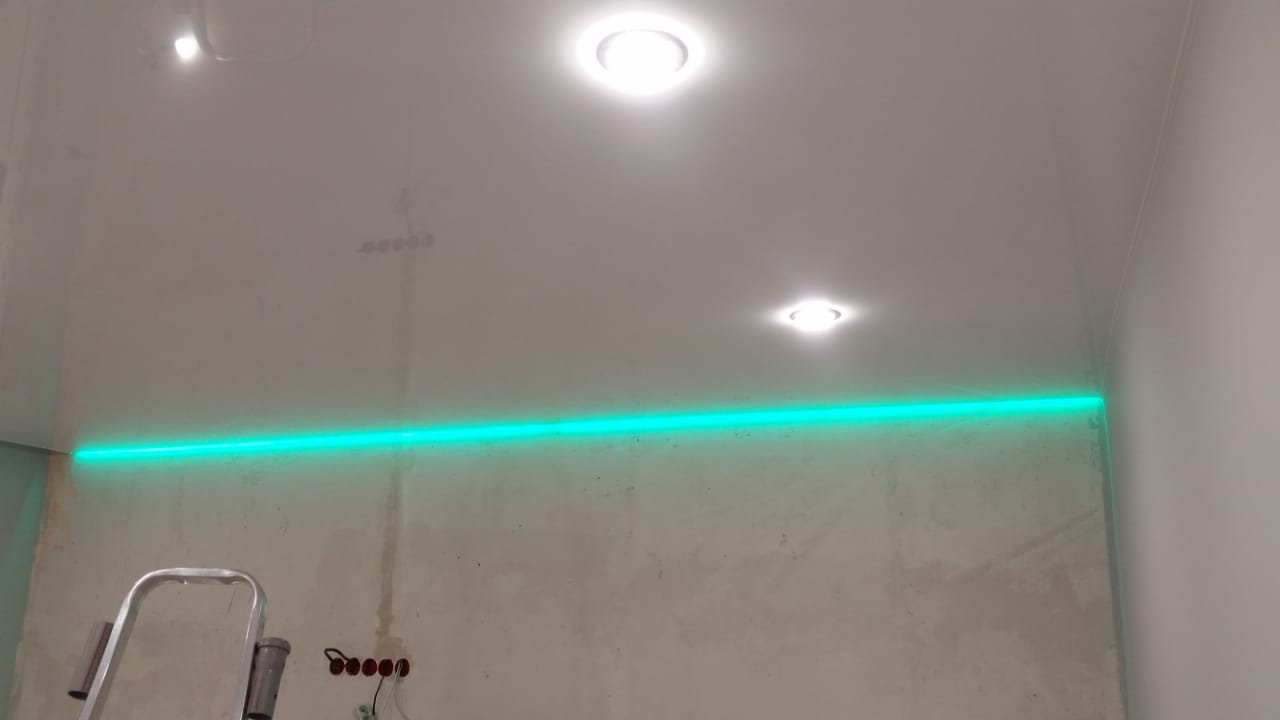 Натяжной потолок за 1 день в городе Сочи, фото 1, телефон продавца: +7 (964) 944-33-39