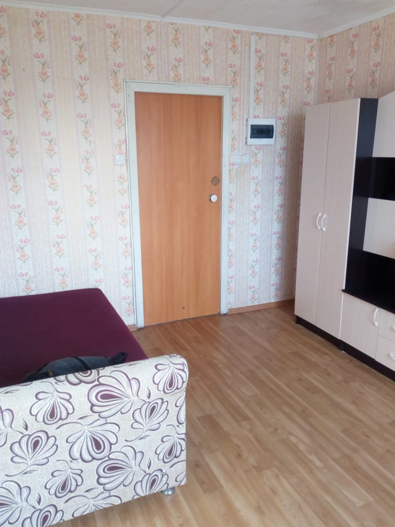 Сдаётся комната 13 м кв в 4-х к квартире Хасанская 26к1 в городе Санкт-Петербург, фото 1, Ленинградская область