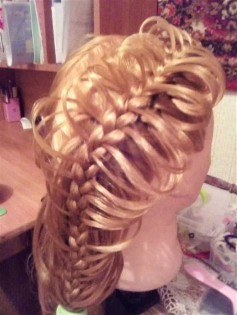 Прически, плетение кос, макияж в городе Красноярск, фото 4, Стрижка и наращивание волос