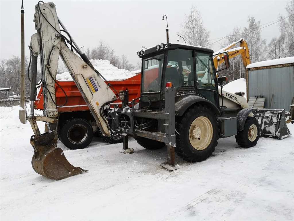 Аренда экскаватора-погрузчика terex в городе Всеволожск, фото 2, стоимость: 1 500 руб.