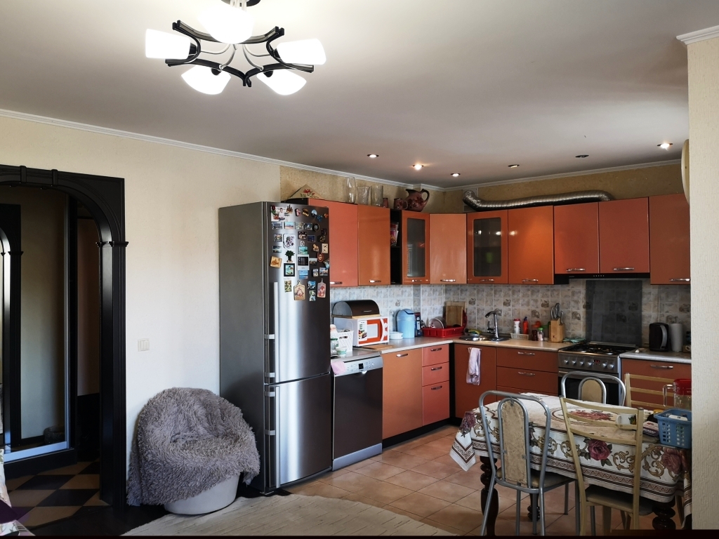 Продается 2+ квартира, 62м2, Малиновского, 8 в городе Тюмень, фото 1, Тюменская область