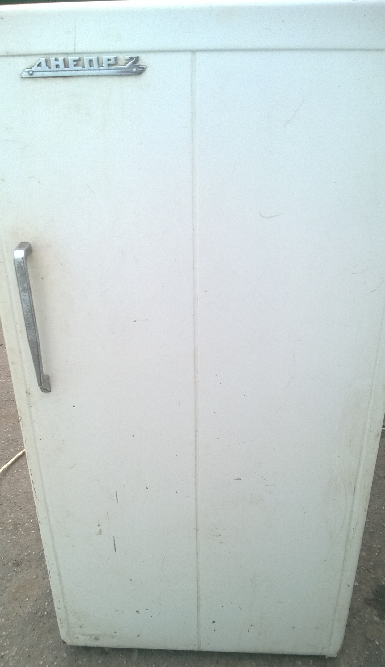 Холодильник в городе Энгельс, фото 1, Саратовская область