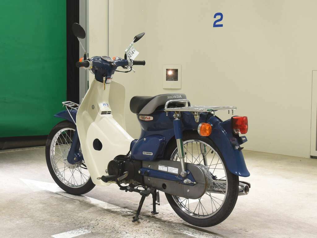 Мотоцикл дорожный Honda Super Cub рама AA01 скутерета багажники гв 2008 в городе Москва, фото 6, Honda