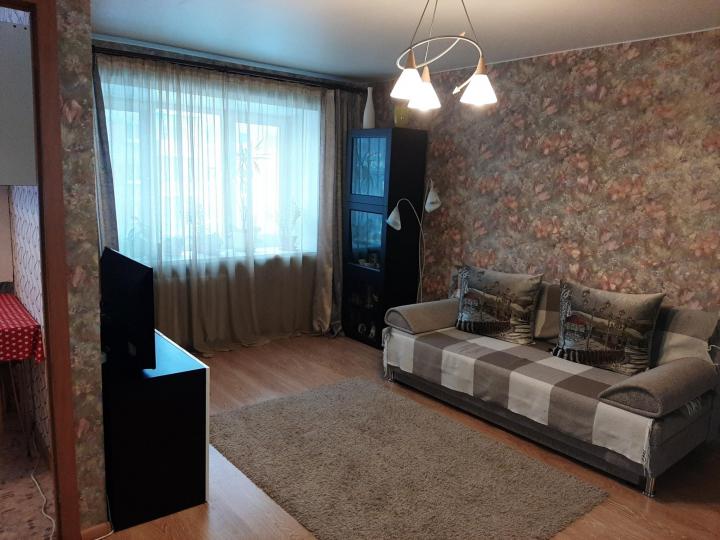 Сдаю 1-к квартиру на ул.Лесная 17 в городе Малая Вишера, фото 1, стоимость: 4 000 руб.