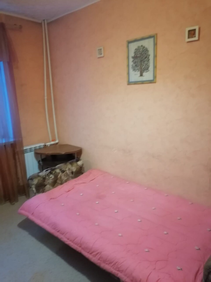 Сдам комнату в Ижевске в городе Ижевск, фото 1, Долгосрочная аренда комнат