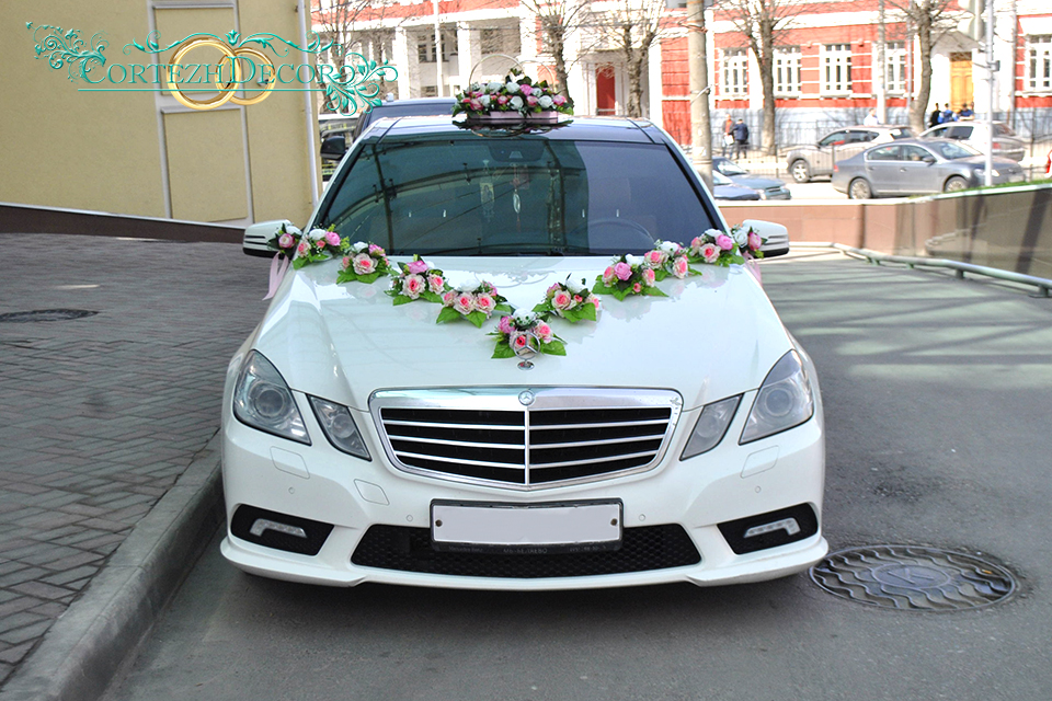 Прокат свадебных украшений на автомобиль в городе Калуга, фото 2, телефон продавца: +7 (920) 888-05-70