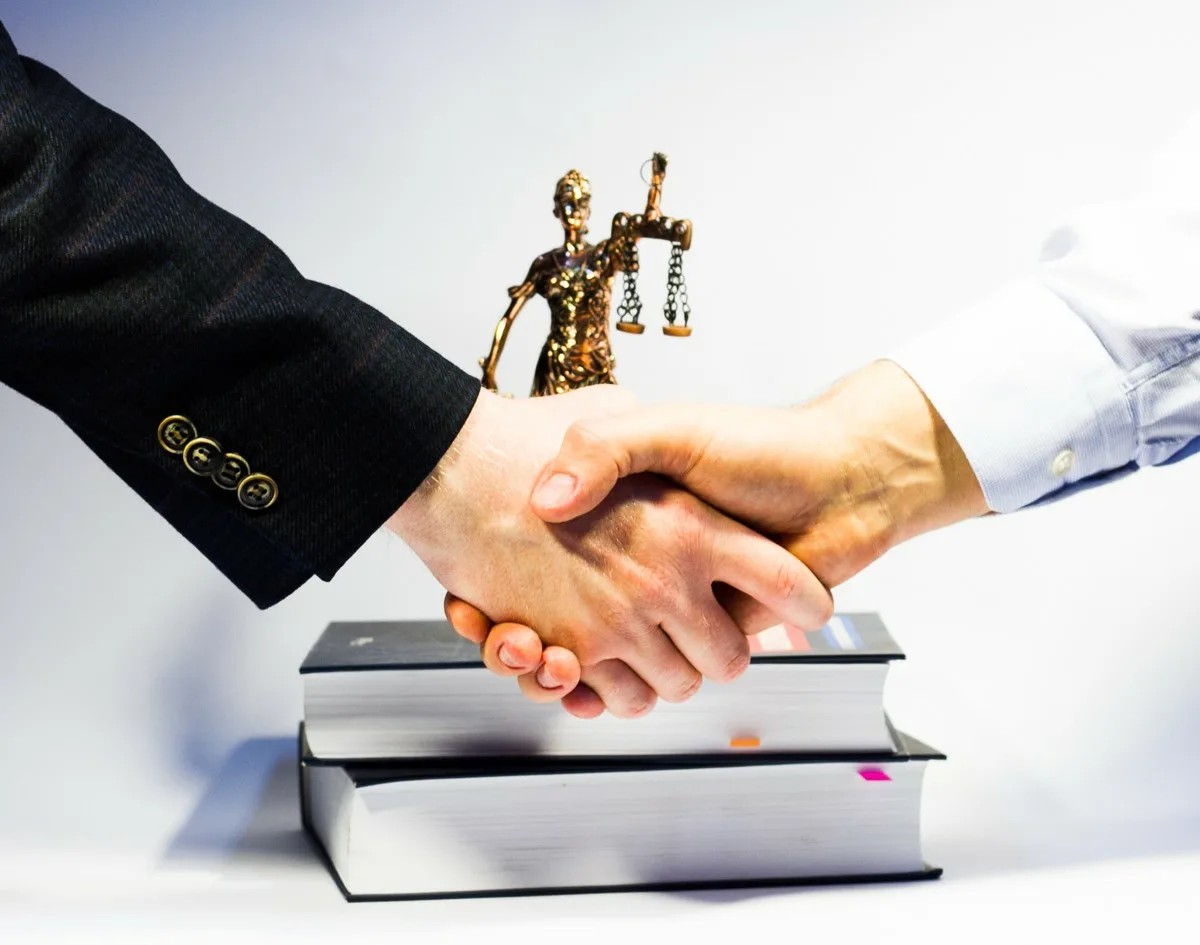 Юридическое и финансовое сопровождение В2В в городе Москва, фото 1, телефон продавца: +7 (925) 771-00-33