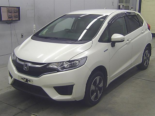 Хэтчбек гибрид Honda Fit кузов GP6 4WD BaseGrade гв 2016 в городе Москва, фото 2, Московская область